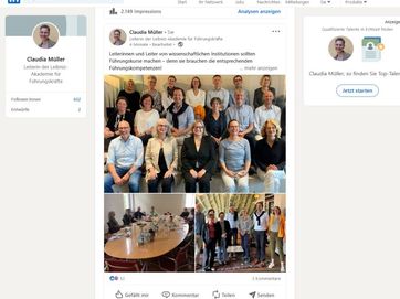 Eine Webseite mit Fotos von Personen.